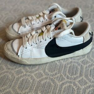 Nike Women’s White and Black Sneakers